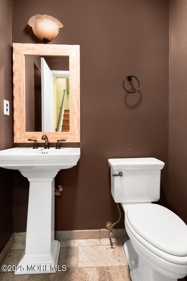 Building Photo - 314 Middlewood Rd