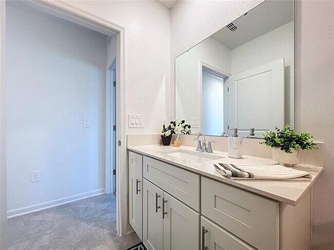 Building Photo - 1285 Deepwater Cir
