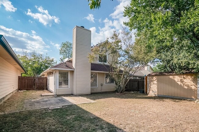 Building Photo - 16827 Whitebrush Loop