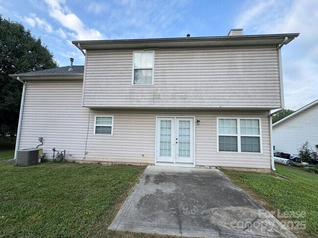 Building Photo - 8821 Cameron Spring Rd