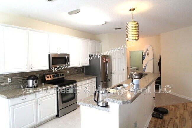 Building Photo - 13364 Beach Blvd