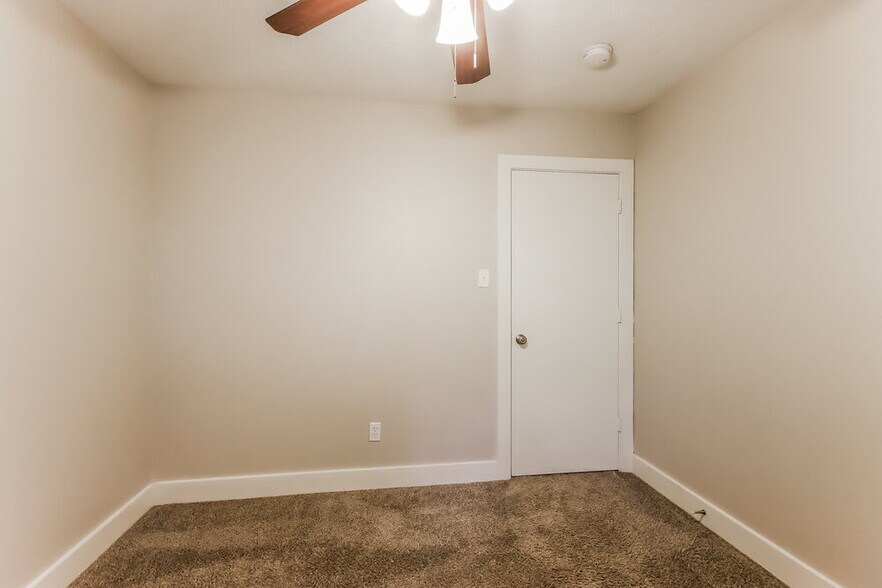 Building Photo - 18105 Red Pine Ct