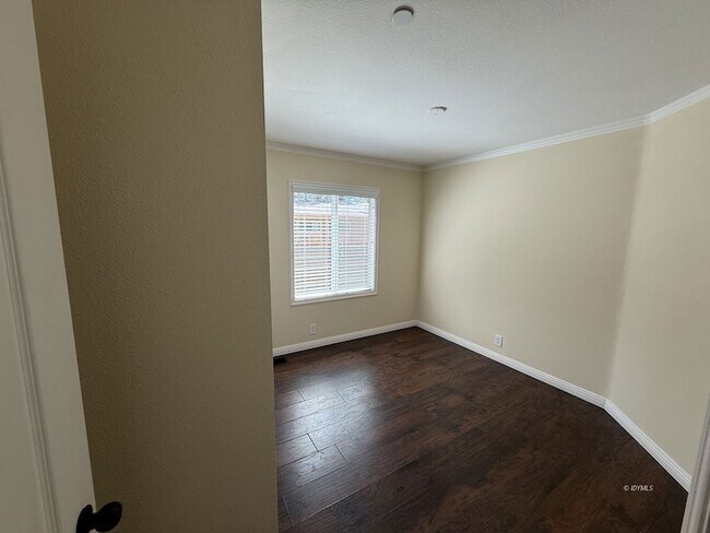 Building Photo - 54325 Pine Crest Ave