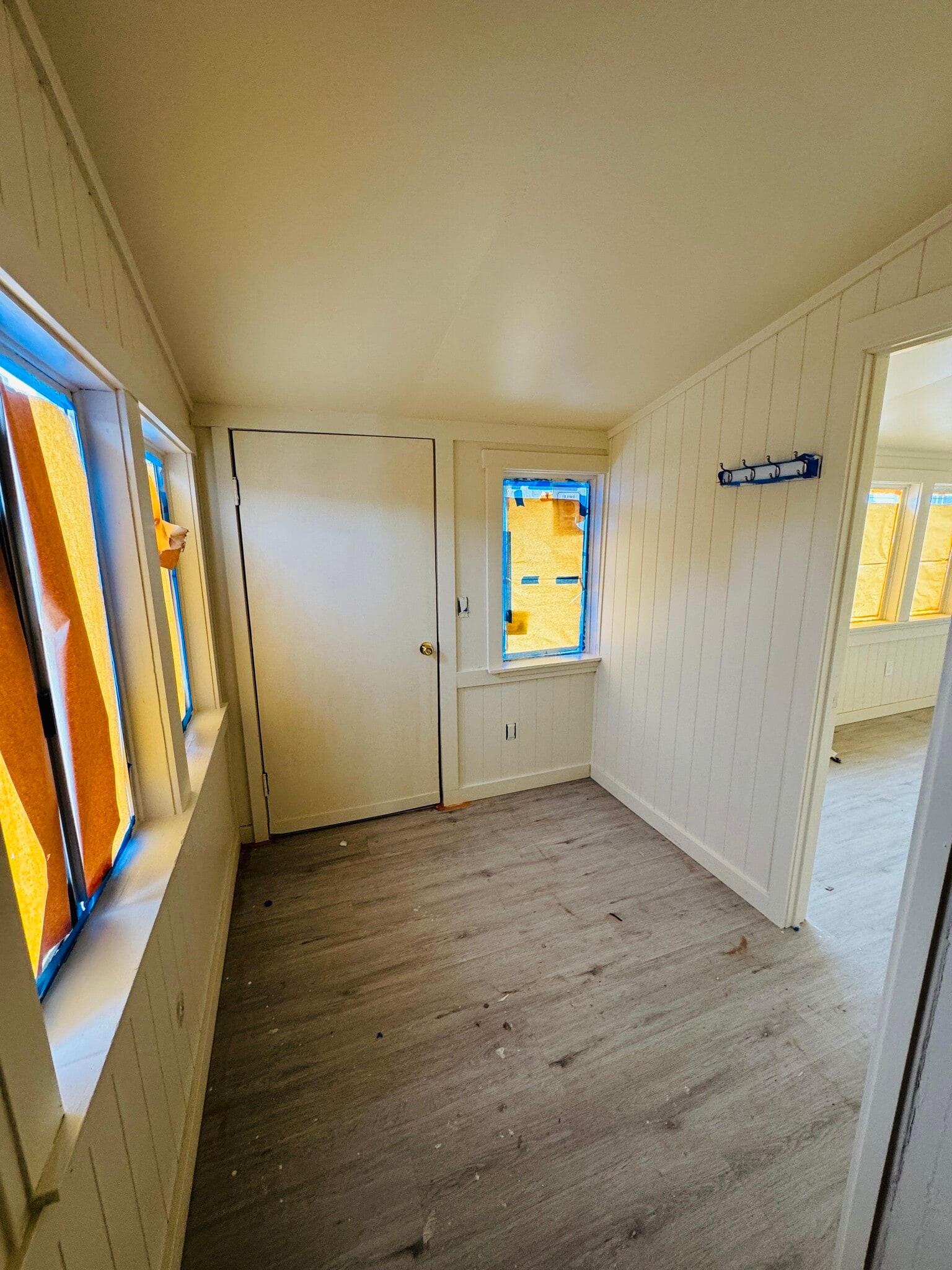 Entrance - 16203 Orange Ave