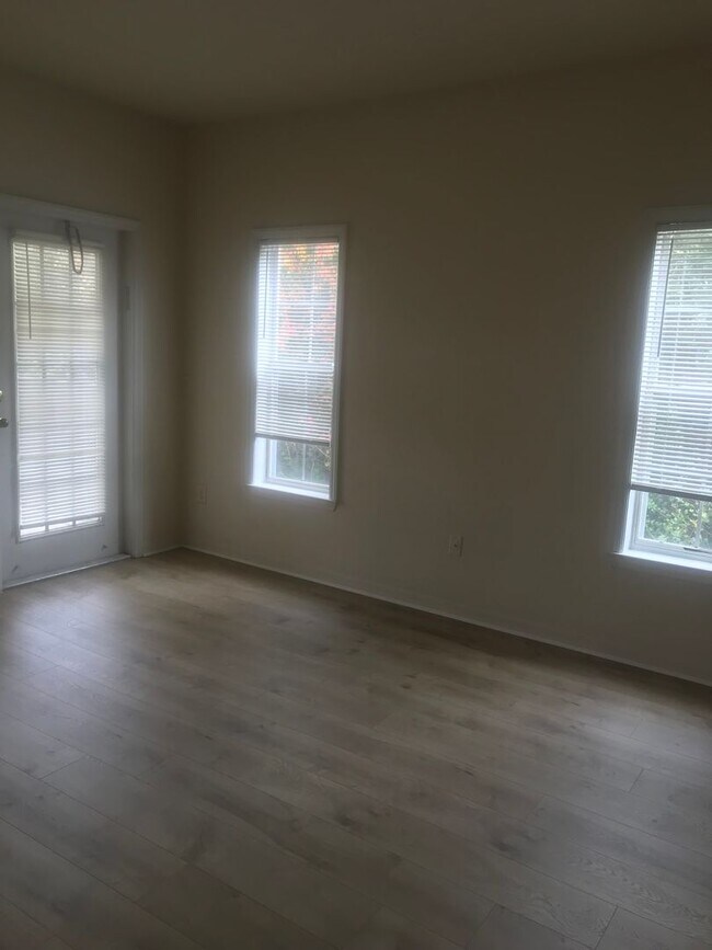 Building Photo - 3615CR#622(100)