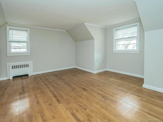 Building Photo - 65 Beechwood Dr