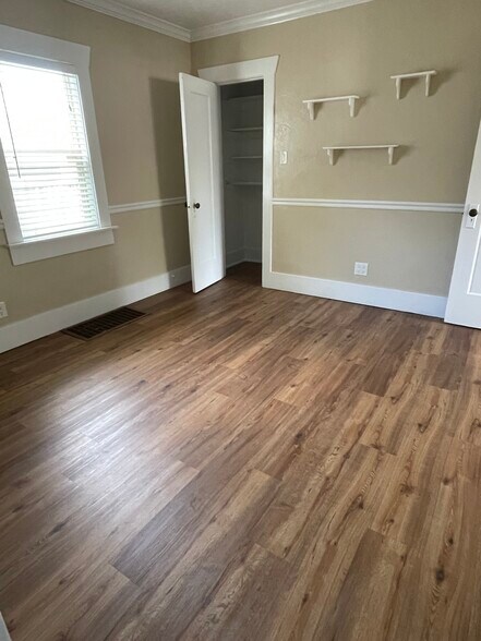 back bedroom - 640 S 4th Ave