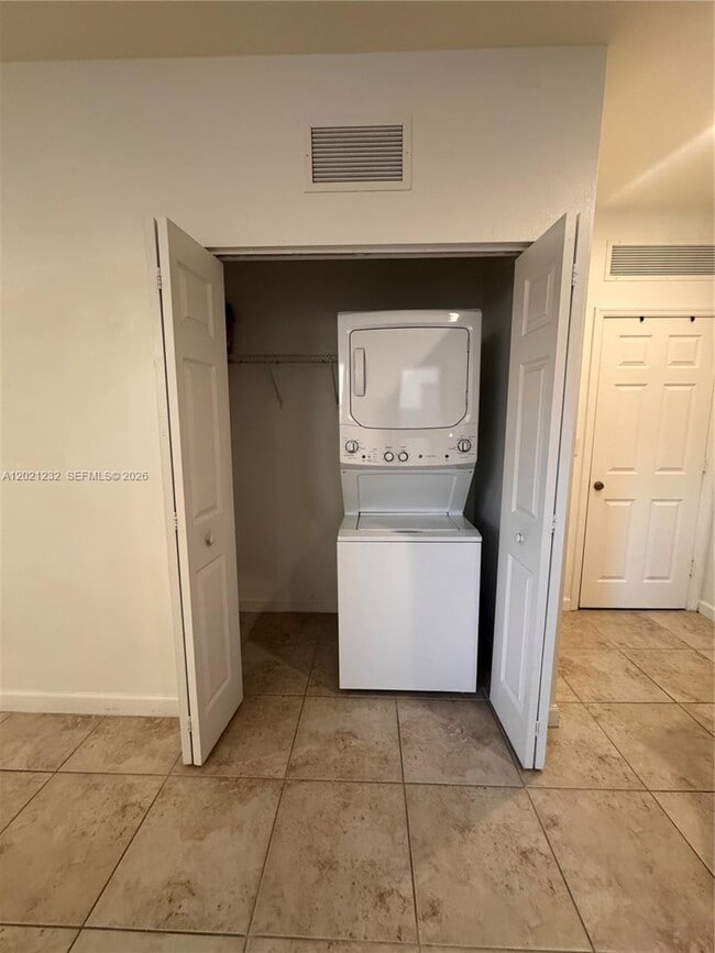 Building Photo - 15400 SW 173rd St