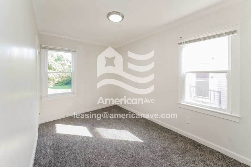 Building Photo - 46 Halford St