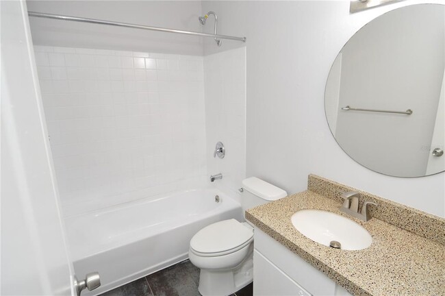 Building Photo - 8605 Mallard Reserve Dr