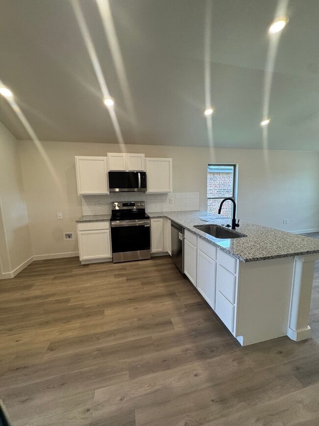 Building Photo - Brand New Construction 3/2/2 in Homestead!!!