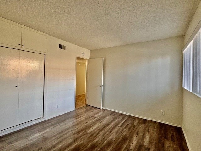 Building Photo - 17102 Emerald Ln