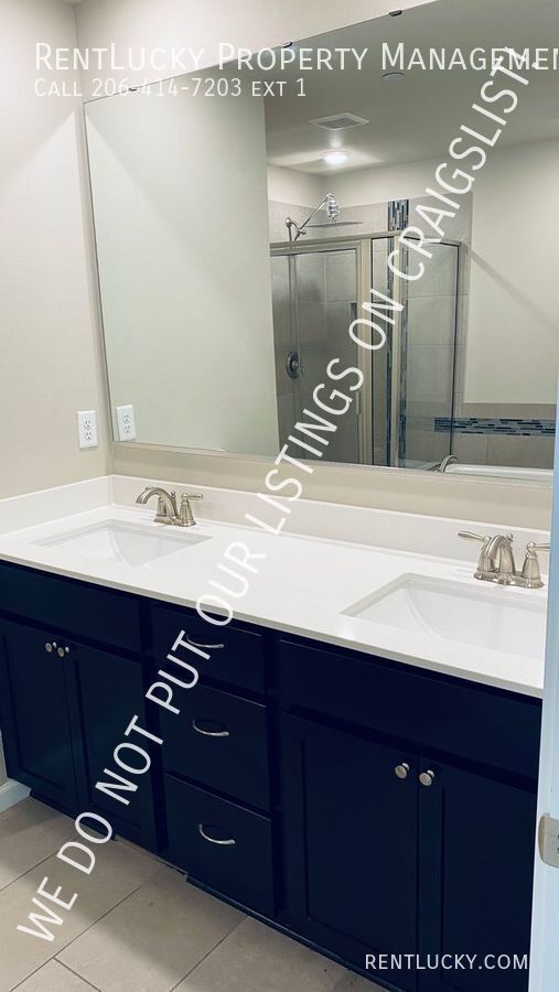 Building Photo - 4508 Sand Dollar Dr