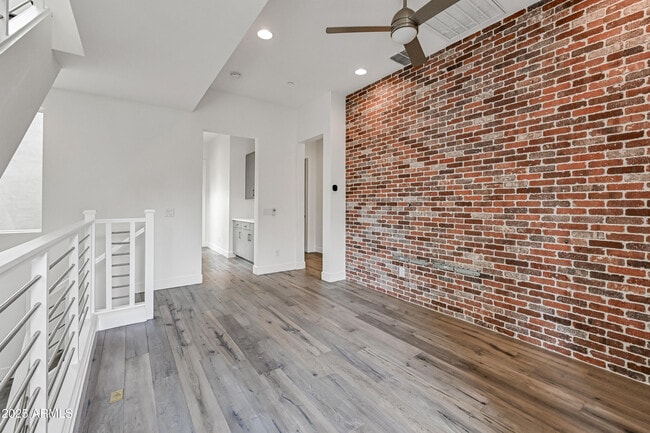 Building Photo - 6842 E ORION Dr