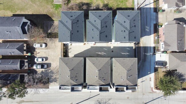 Building Photo - 1507 Robin St