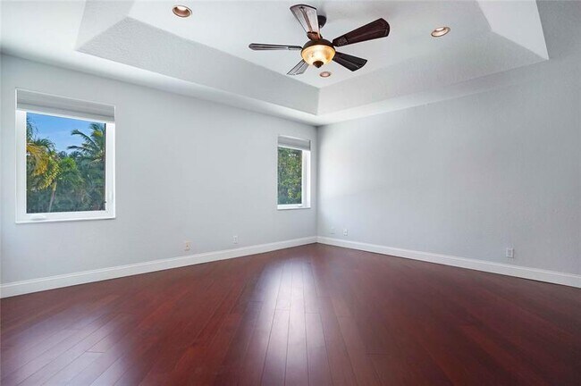 Building Photo - 1828 NW 48th Terrace