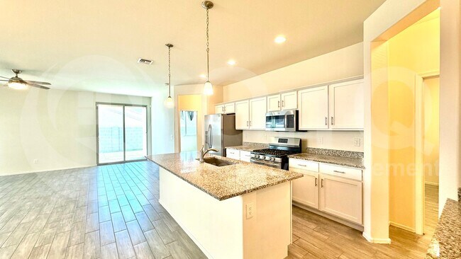 Building Photo - 12233 W Rowel Rd
