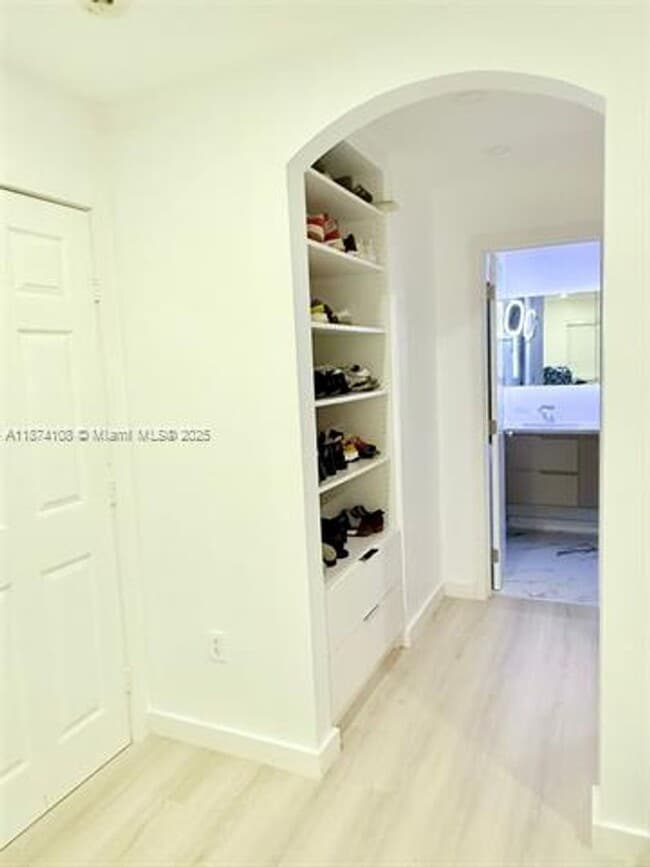 Building Photo - 3871 SW 147th Ave
