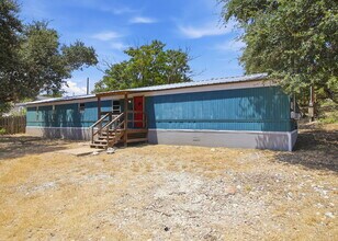 Building Photo - 3 Bedroom Home on Over .2 Acres with Canyon Lake Access!