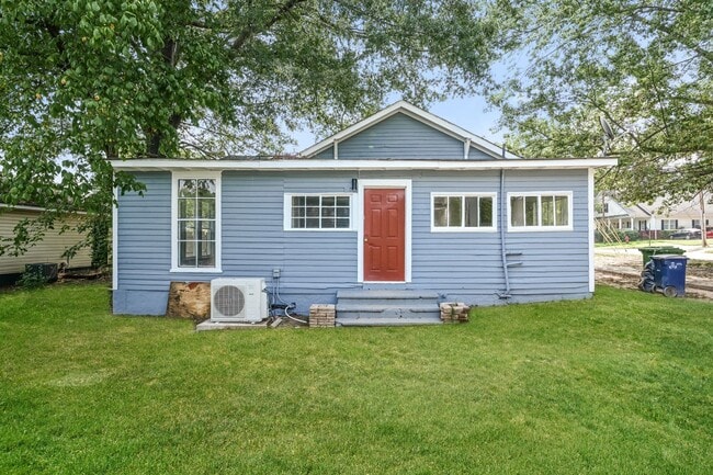 Building Photo - Spacious Pet-Friendly 3BR Home for Rent in Griffin, GA