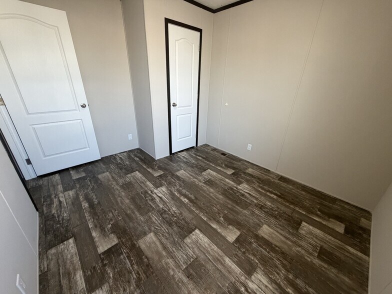 Building Photo - 38030 Pardo Dr