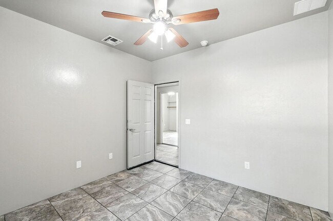 Building Photo - 50 N Mountain Ave