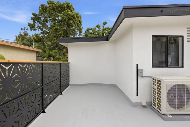 Building Photo - Stunning New Construction in Mission Hills – 3BR/2BA – Going Quick | 4 Weeks of Free Rent + Free ...