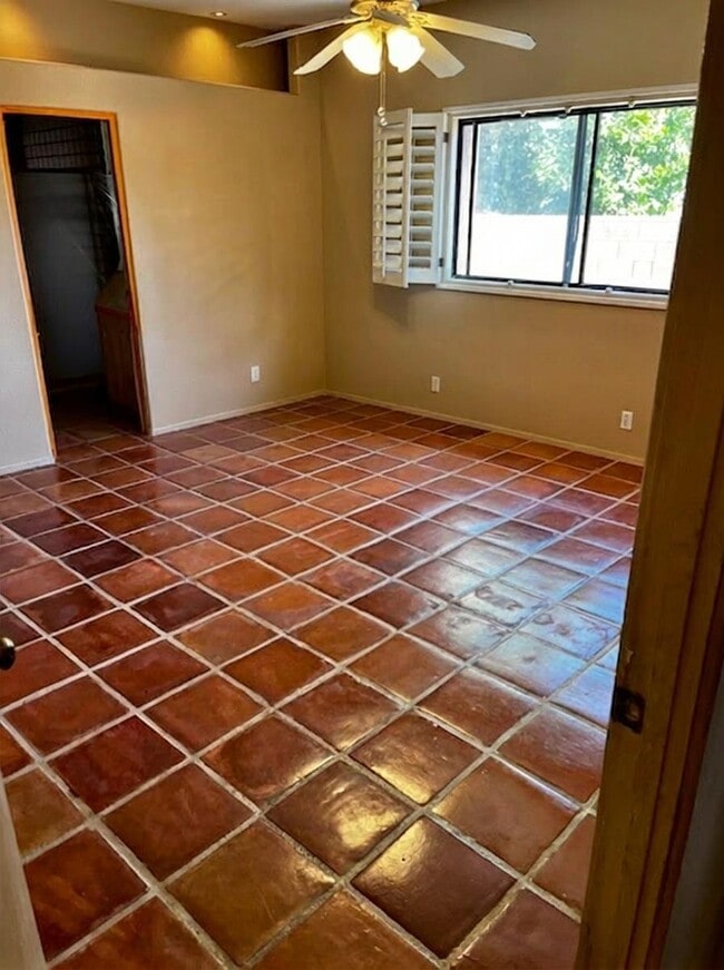 Building Photo - 51260 Avenida Vallejo