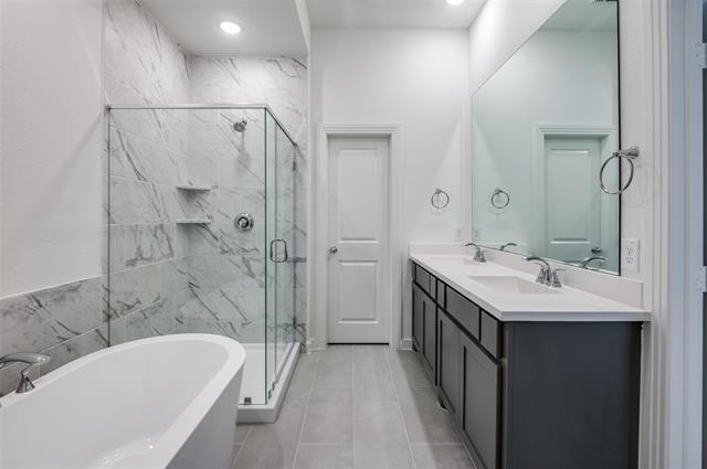 Building Photo - 3707 Queen Rd