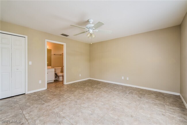 Building Photo - 1209 NW 26th Pl