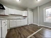 Building Photo - 587 Charles Ave