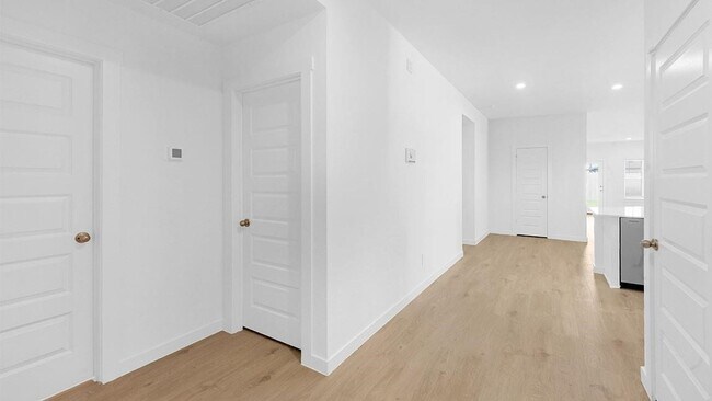 Building Photo - 31702 Carlisle Cv Ct
