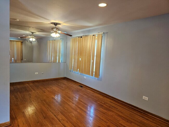 Building Photo - 18019 Ravisloe Terrace