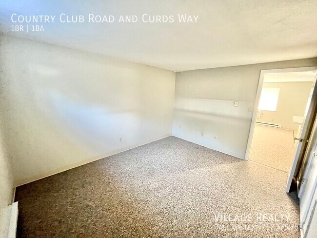 Building Photo - 613 Country Club Rd