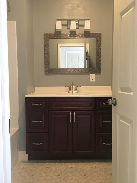 Bathroom - 22 Gage St