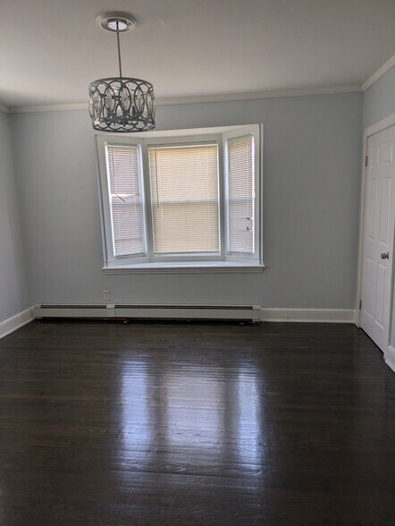 Building Photo - 144 Harral Ave