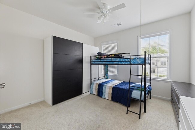 Building Photo - 2201 Monticello Ct