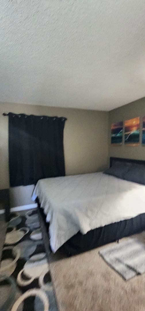 Building Photo - First two weeks for approved applicant.