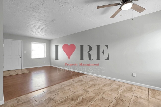 Building Photo - 3072 Morsetown Ct S