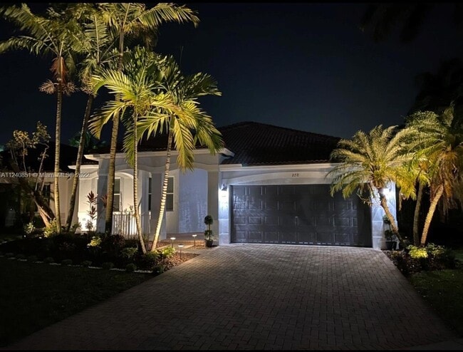 Building Photo - 878 Lavender Cir