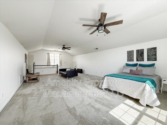 Building Photo - 2102 Promenade Ln