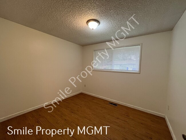 Building Photo - 3016 SE 140th Ave