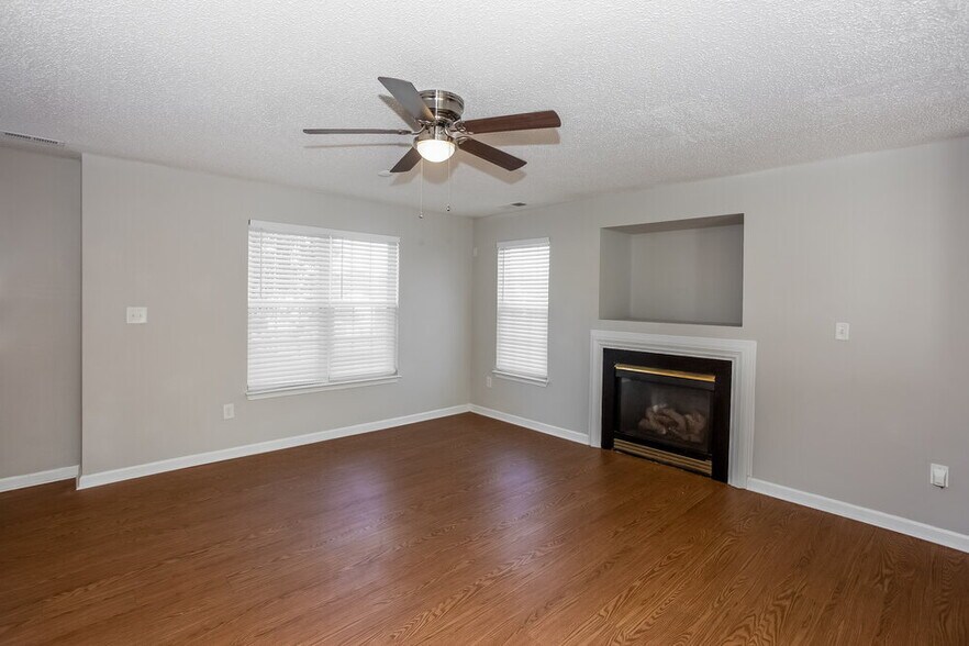 Building Photo - 6720 Fortescue Dr