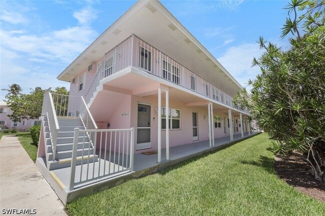 Building Photo - 190 N Collier Blvd