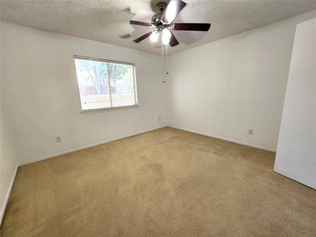 Building Photo - 2901 Custer Dr