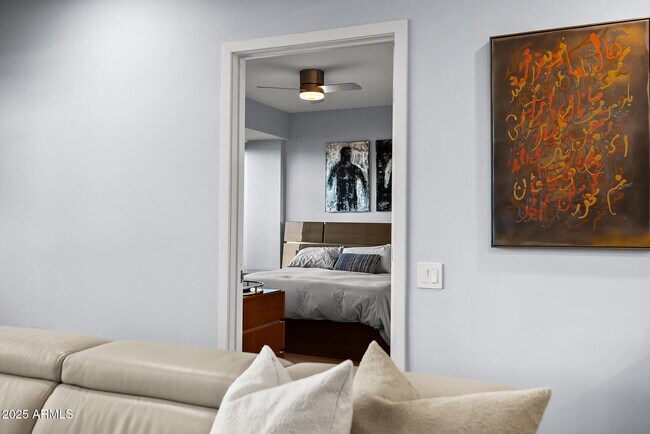 Building Photo - 7167 E Rancho Vista Dr