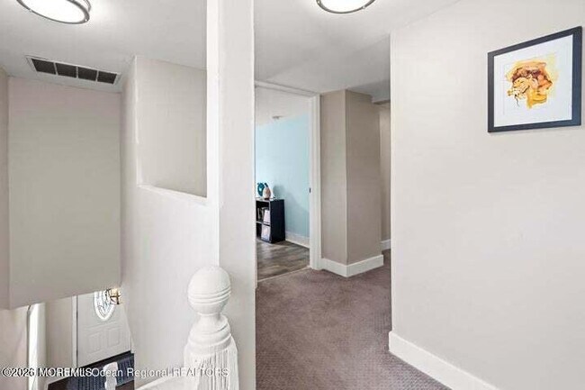 Building Photo - 109 S Main St