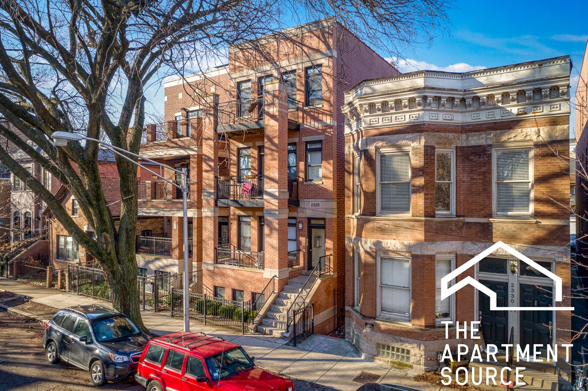 Building Photo - 2328 N Greenview Ave