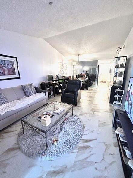 Building Photo - 15342 Lakes of Delray Blvd