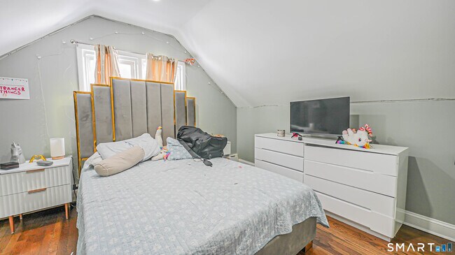 Building Photo - 243 Sunshine Cir